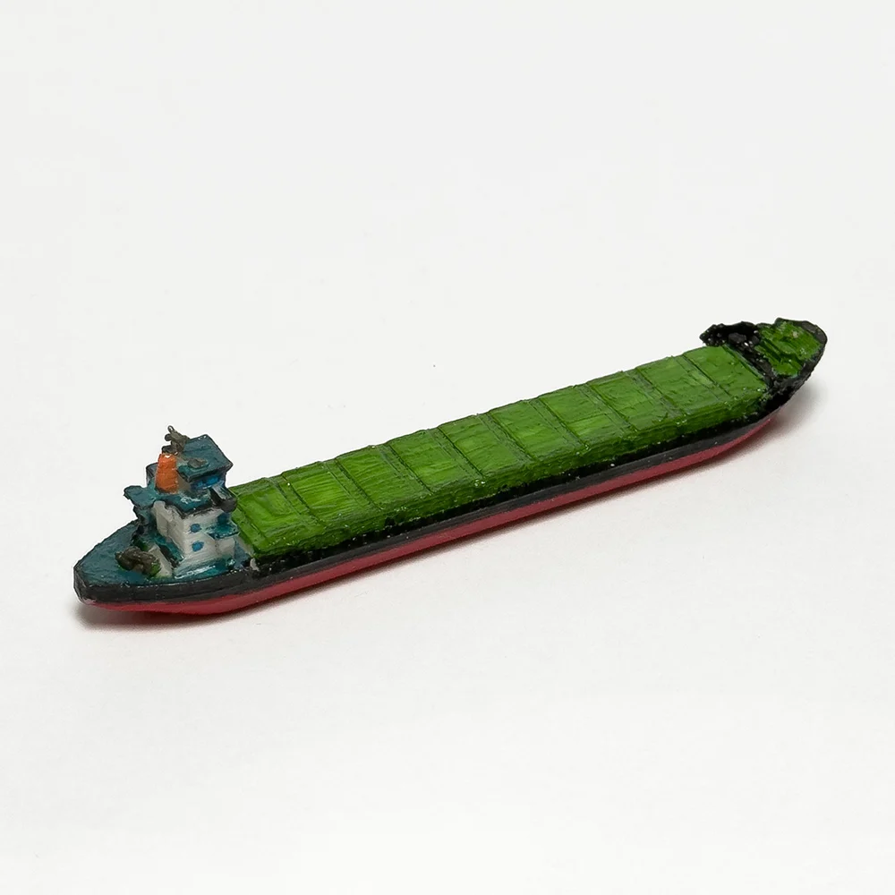 Oil tanker